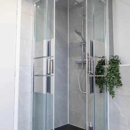 Doux Cocon Tropical Au Coeur Du Centre Appartamento Troyes